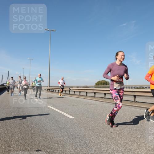 03.10.2025 - Köhlbrandbrückenlauf Yannick Fuchs http://msf.ph/oto/9195650 03.10.2025 12:00:27 Position 3 5850, 04264 meine-sportfotos.de