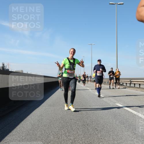 03.10.2025 - Köhlbrandbrückenlauf Yannick Fuchs http://msf.ph/oto/9195674 03.10.2025 12:00:32 Position 3  meine-sportfotos.de