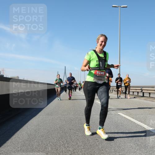 03.10.2025 - Köhlbrandbrückenlauf Yannick Fuchs http://msf.ph/oto/9195678 03.10.2025 12:00:33 Position 3 4846 meine-sportfotos.de