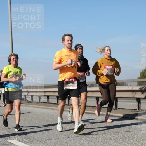 03.10.2025 - Köhlbrandbrückenlauf Yannick Fuchs http://msf.ph/oto/9195687 03.10.2025 12:00:36 Position 3 6710, 6383 meine-sportfotos.de