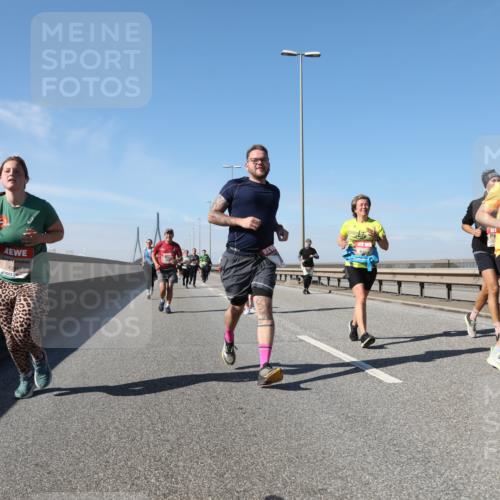 03.10.2025 - Köhlbrandbrückenlauf Yannick Fuchs http://msf.ph/oto/9195691 03.10.2025 12:00:37 Position 3  meine-sportfotos.de