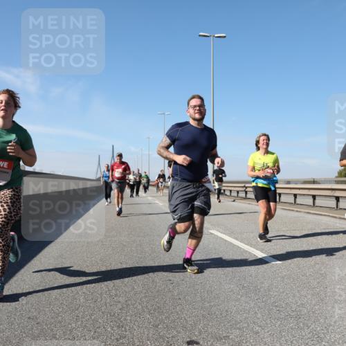 03.10.2025 - Köhlbrandbrückenlauf Yannick Fuchs http://msf.ph/oto/9195692 03.10.2025 12:00:37 Position 3 671, 08 meine-sportfotos.de