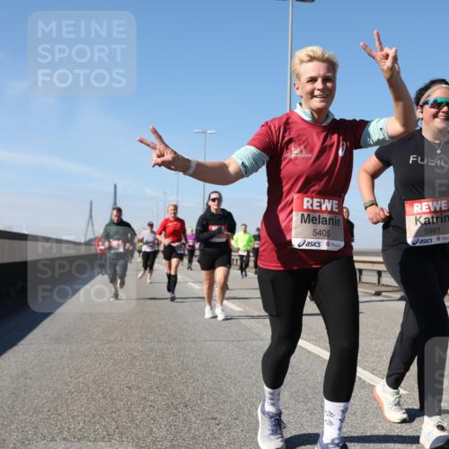 03.10.2025 - Köhlbrandbrückenlauf Yannick Fuchs http://msf.ph/oto/9195748 03.10.2025 12:00:51 Position 3 5405, 5981 meine-sportfotos.de