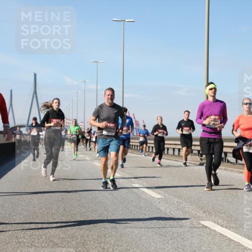 03.10.2025 - Köhlbrandbrückenlauf Yannick Fuchs http://msf.ph/oto/9195779 03.10.2025 12:00:57 Position 3  meine-sportfotos.de