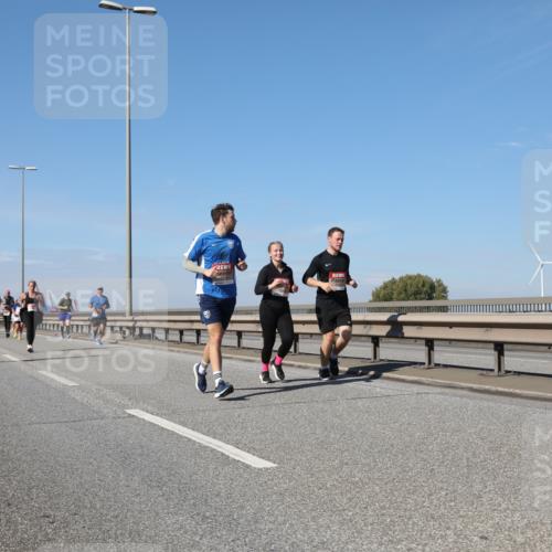 03.10.2025 - Köhlbrandbrückenlauf Yannick Fuchs http://msf.ph/oto/9195795 03.10.2025 12:01:02 Position 3  meine-sportfotos.de