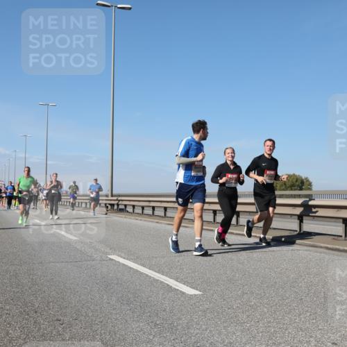 03.10.2025 - Köhlbrandbrückenlauf Yannick Fuchs http://msf.ph/oto/9195797 03.10.2025 12:01:02 Position 3  meine-sportfotos.de