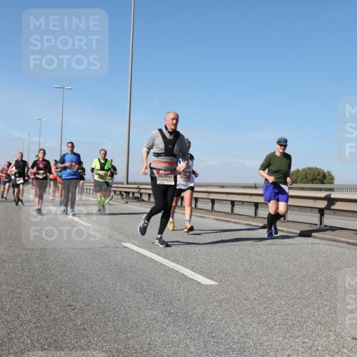 03.10.2025 - Köhlbrandbrückenlauf Yannick Fuchs http://msf.ph/oto/9195823 03.10.2025 12:01:10 Position 3  meine-sportfotos.de
