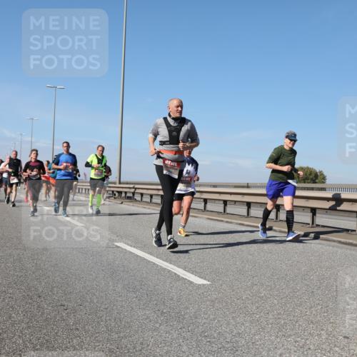 03.10.2025 - Köhlbrandbrückenlauf Yannick Fuchs http://msf.ph/oto/9195824 03.10.2025 12:01:11 Position 3  meine-sportfotos.de