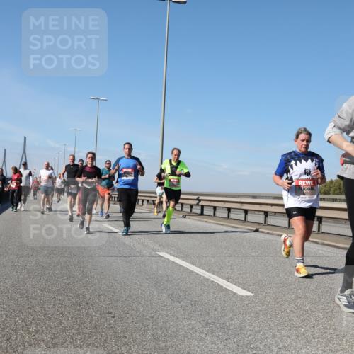 03.10.2025 - Köhlbrandbrückenlauf Yannick Fuchs http://msf.ph/oto/9195827 03.10.2025 12:01:12 Position 3 4994 meine-sportfotos.de
