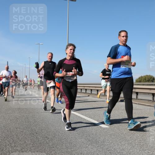 03.10.2025 - Köhlbrandbrückenlauf Yannick Fuchs http://msf.ph/oto/9195835 03.10.2025 12:01:14 Position 3 4442, 6733 meine-sportfotos.de
