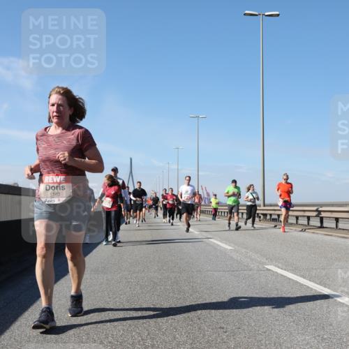 03.10.2025 - Köhlbrandbrückenlauf Yannick Fuchs http://msf.ph/oto/9195851 03.10.2025 12:01:18 Position 3 5167 meine-sportfotos.de