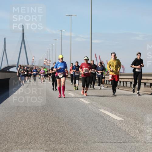 03.10.2025 - Köhlbrandbrückenlauf Yannick Fuchs http://msf.ph/oto/9195935 03.10.2025 12:01:43 Position 3  meine-sportfotos.de