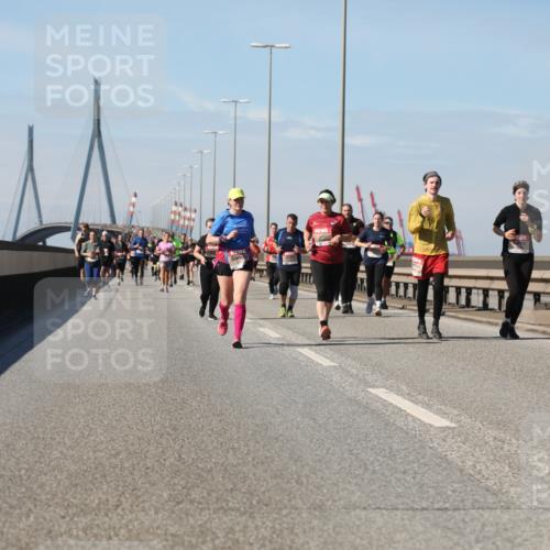03.10.2025 - Köhlbrandbrückenlauf Yannick Fuchs http://msf.ph/oto/9195936 03.10.2025 12:01:44 Position 3  meine-sportfotos.de