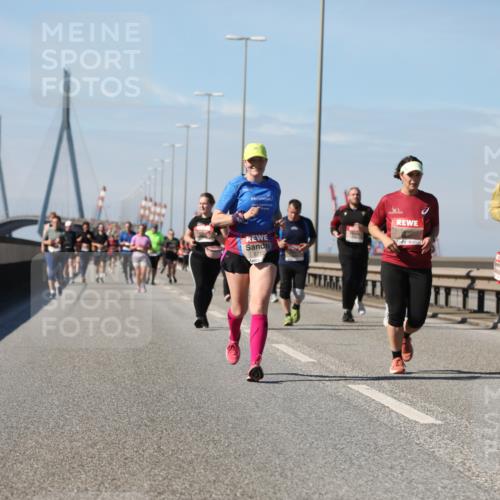 03.10.2025 - Köhlbrandbrückenlauf Yannick Fuchs http://msf.ph/oto/9195940 03.10.2025 12:01:46 Position 3 5712 meine-sportfotos.de