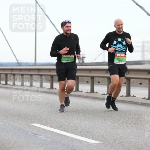 03.10.2025 - Köhlbrandbrückenlauf Lena Gebhardt http://msf.ph/oto/9196305 03.10.2025 15:25:58 Position 1 8937, 9690 meine-sportfotos.de