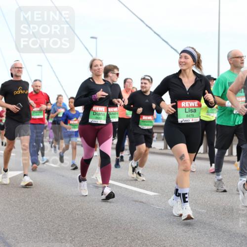 03.10.2025 - Köhlbrandbrückenlauf Lena Gebhardt http://msf.ph/oto/9199115 03.10.2025 15:37:16 Position 1 8683, 9283, 7958, 8479, 8328, 8553 meine-sportfotos.de