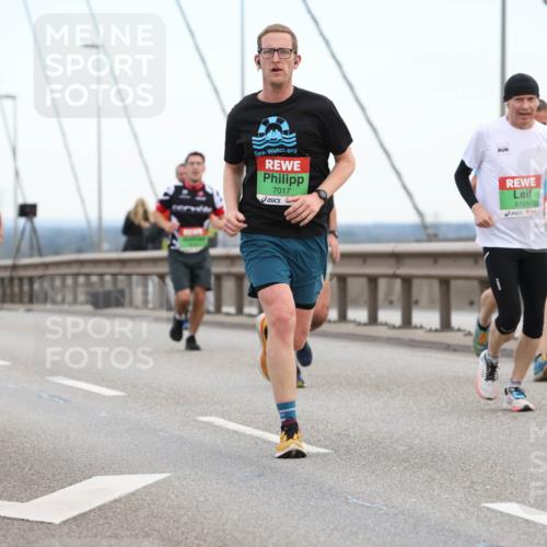 03.10.2025 - Köhlbrandbrückenlauf Lena Gebhardt http://msf.ph/oto/9200111 03.10.2025 15:21:32 Position 1 7017, 8761 meine-sportfotos.de