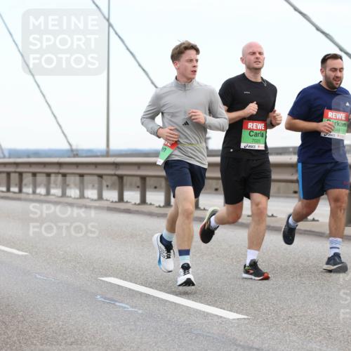 03.10.2025 - Köhlbrandbrückenlauf Lena Gebhardt http://msf.ph/oto/9200214 03.10.2025 15:22:11 Position 1 048, 7025 meine-sportfotos.de