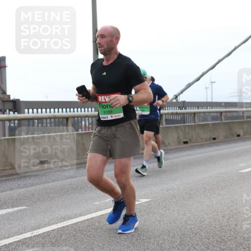 03.10.2025 - Köhlbrandbrückenlauf Lena Gebhardt http://msf.ph/oto/9200617 03.10.2025 15:40:39 Position 2 9189 meine-sportfotos.de