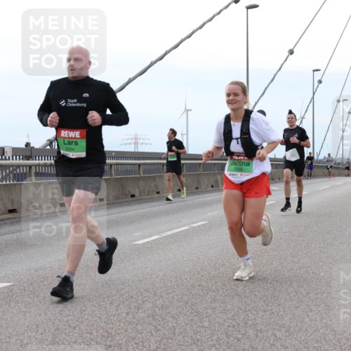 03.10.2025 - Köhlbrandbrückenlauf Lena Gebhardt http://msf.ph/oto/9200778 03.10.2025 15:41:40 Position 2 9484, 7599 meine-sportfotos.de