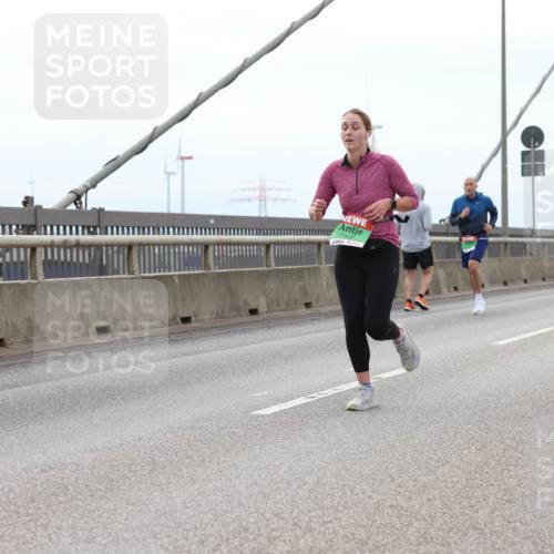 03.10.2025 - Köhlbrandbrückenlauf Lena Gebhardt http://msf.ph/oto/9200800 03.10.2025 15:41:54 Position 2 7418 meine-sportfotos.de