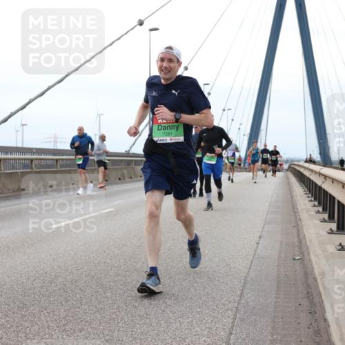 03.10.2025 - Köhlbrandbrückenlauf Lena Gebhardt http://msf.ph/oto/9200808 03.10.2025 15:41:55 Position 2 7281 meine-sportfotos.de