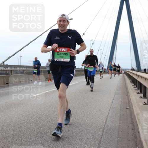 03.10.2025 - Köhlbrandbrückenlauf Lena Gebhardt http://msf.ph/oto/9200810 03.10.2025 15:41:55 Position 2 7281 meine-sportfotos.de