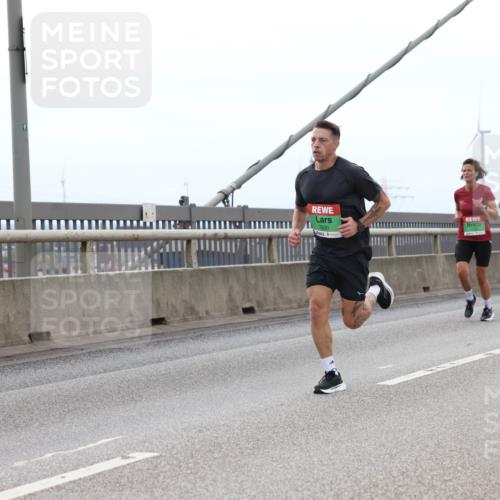 03.10.2025 - Köhlbrandbrückenlauf Lena Gebhardt http://msf.ph/oto/9200863 03.10.2025 15:42:12 Position 2 7600 meine-sportfotos.de