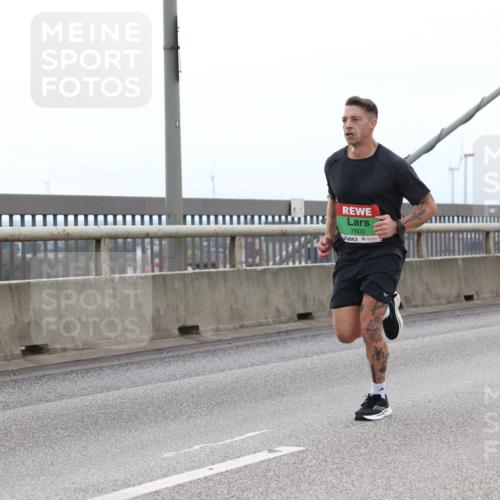 03.10.2025 - Köhlbrandbrückenlauf Lena Gebhardt http://msf.ph/oto/9200866 03.10.2025 15:42:12 Position 2 7600 meine-sportfotos.de