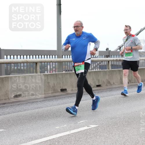 03.10.2025 - Köhlbrandbrückenlauf Lena Gebhardt http://msf.ph/oto/9200911 03.10.2025 15:42:29 Position 2 9592, 7172 meine-sportfotos.de