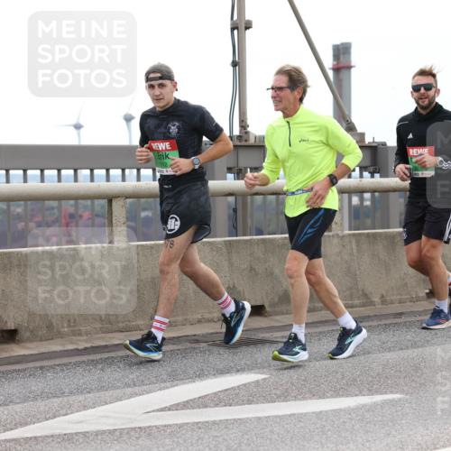 03.10.2025 - Köhlbrandbrückenlauf Lena Gebhardt http://msf.ph/oto/9201337 03.10.2025 15:44:37 Position 2 1112, 9210 meine-sportfotos.de