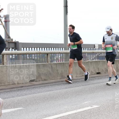 03.10.2025 - Köhlbrandbrückenlauf Lena Gebhardt http://msf.ph/oto/9201349 03.10.2025 15:44:42 Position 2 7189, 91 meine-sportfotos.de