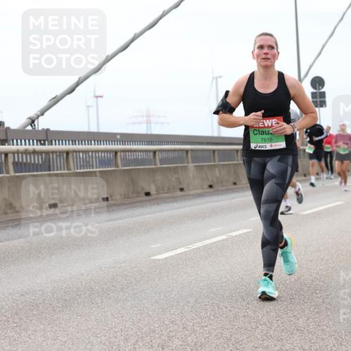 03.10.2025 - Köhlbrandbrückenlauf Lena Gebhardt http://msf.ph/oto/9201407 03.10.2025 15:45:00 Position 2 7616 meine-sportfotos.de