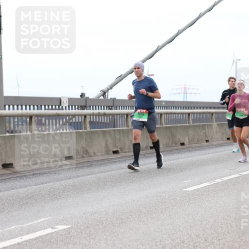 03.10.2025 - Köhlbrandbrückenlauf Lena Gebhardt http://msf.ph/oto/9201416 03.10.2025 15:45:03 Position 2 91, 7501 meine-sportfotos.de