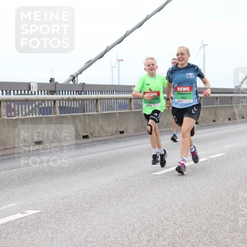 03.10.2025 - Köhlbrandbrückenlauf Lena Gebhardt http://msf.ph/oto/9201488 03.10.2025 15:45:25 Position 2 91, 8866, 8862 meine-sportfotos.de
