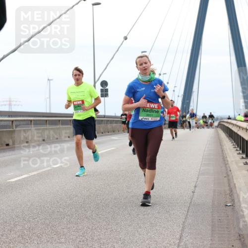 03.10.2025 - Köhlbrandbrückenlauf Lena Gebhardt http://msf.ph/oto/9201550 03.10.2025 15:45:41 Position 2 9378, 9601, 202 meine-sportfotos.de