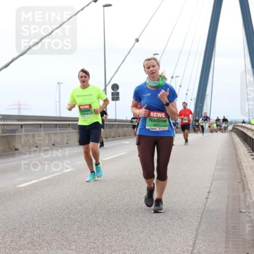 03.10.2025 - Köhlbrandbrückenlauf Lena Gebhardt http://msf.ph/oto/9201552 03.10.2025 15:45:41 Position 2 7506, 9378, 9601 meine-sportfotos.de