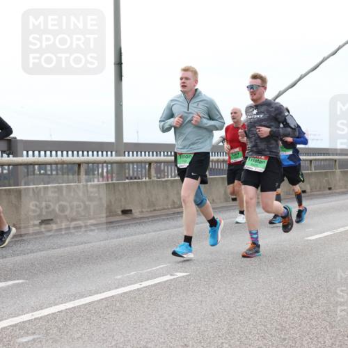 03.10.2025 - Köhlbrandbrückenlauf Lena Gebhardt http://msf.ph/oto/9201834 03.10.2025 15:47:08 Position 2 19, 9420 meine-sportfotos.de