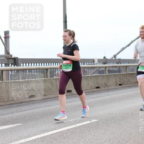 03.10.2025 - Köhlbrandbrückenlauf Lena Gebhardt http://msf.ph/oto/9201864 03.10.2025 15:47:18 Position 2 7161, 7469 meine-sportfotos.de