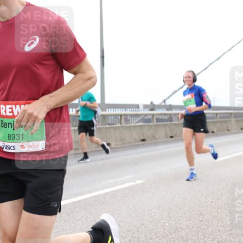 03.10.2025 - Köhlbrandbrückenlauf Lena Gebhardt http://msf.ph/oto/9201952 03.10.2025 15:47:37 Position 2 8931 meine-sportfotos.de