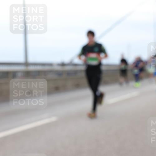 03.10.2025 - Köhlbrandbrückenlauf Lena Gebhardt http://msf.ph/oto/9202025 03.10.2025 15:47:49 Position 2  meine-sportfotos.de