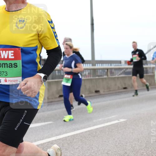 03.10.2025 - Köhlbrandbrückenlauf Lena Gebhardt http://msf.ph/oto/9202050 03.10.2025 15:47:53 Position 2 8873, 1862 meine-sportfotos.de