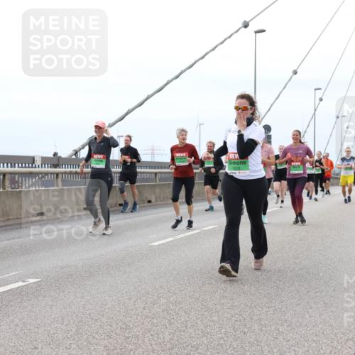 03.10.2025 - Köhlbrandbrückenlauf Lena Gebhardt http://msf.ph/oto/9202061 03.10.2025 15:47:54 Position 2 9598, 9209 meine-sportfotos.de