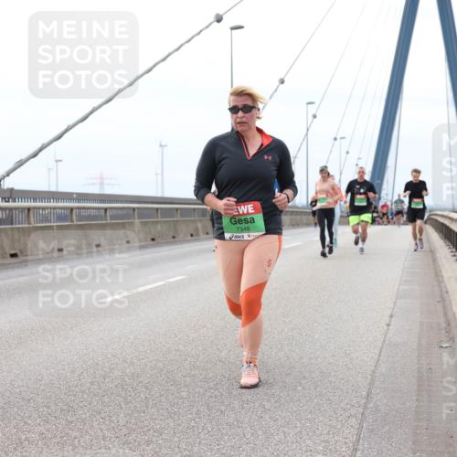03.10.2025 - Köhlbrandbrückenlauf Lena Gebhardt http://msf.ph/oto/9202148 03.10.2025 15:48:08 Position 2 7348 meine-sportfotos.de