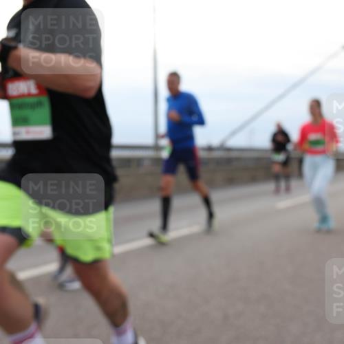03.10.2025 - Köhlbrandbrückenlauf Lena Gebhardt http://msf.ph/oto/9202171 03.10.2025 15:48:13 Position 2  meine-sportfotos.de
