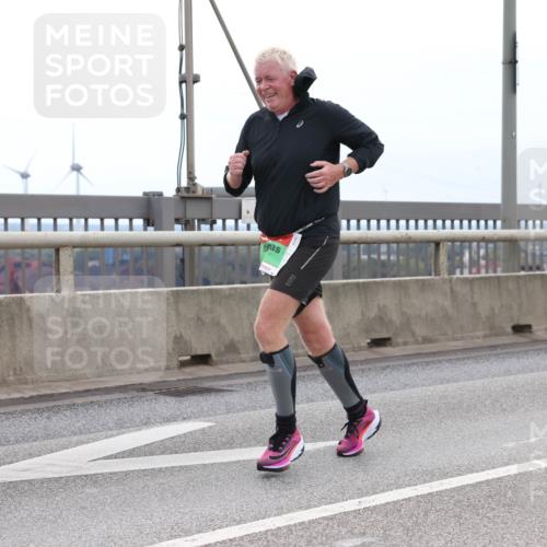 03.10.2025 - Köhlbrandbrückenlauf Lena Gebhardt http://msf.ph/oto/9202183 03.10.2025 15:48:16 Position 2  meine-sportfotos.de