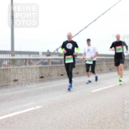 03.10.2025 - Köhlbrandbrückenlauf Lena Gebhardt http://msf.ph/oto/9202566 03.10.2025 15:49:32 Position 2  meine-sportfotos.de