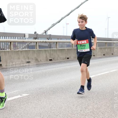 03.10.2025 - Köhlbrandbrückenlauf Lena Gebhardt http://msf.ph/oto/9202578 03.10.2025 15:49:35 Position 2 9159 meine-sportfotos.de