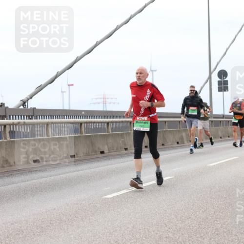 03.10.2025 - Köhlbrandbrückenlauf Lena Gebhardt http://msf.ph/oto/9202597 03.10.2025 15:49:40 Position 2 7661 meine-sportfotos.de