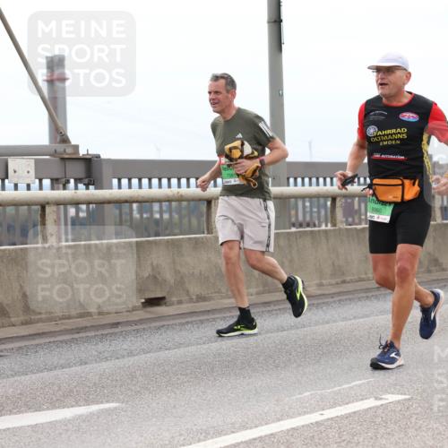 03.10.2025 - Köhlbrandbrückenlauf Lena Gebhardt http://msf.ph/oto/9202615 03.10.2025 15:49:46 Position 2 7581, 8960 meine-sportfotos.de